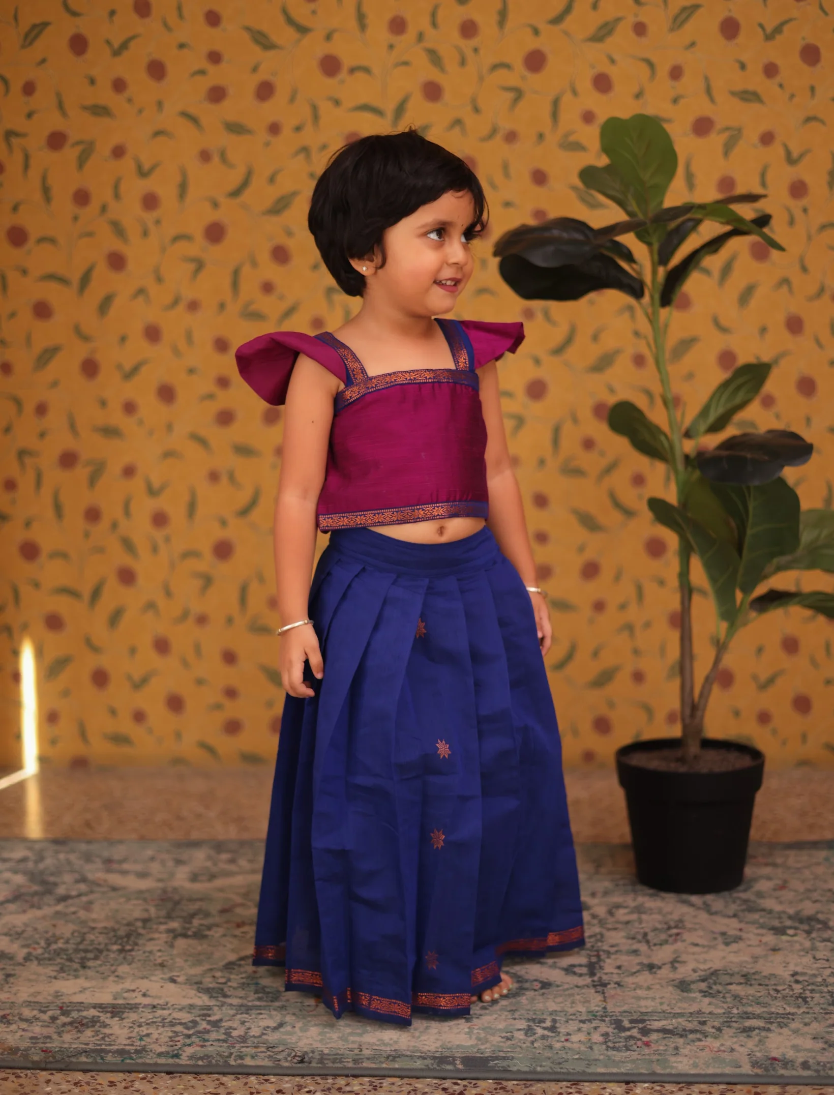 Aakriti - Crop top and skirt - Image 2