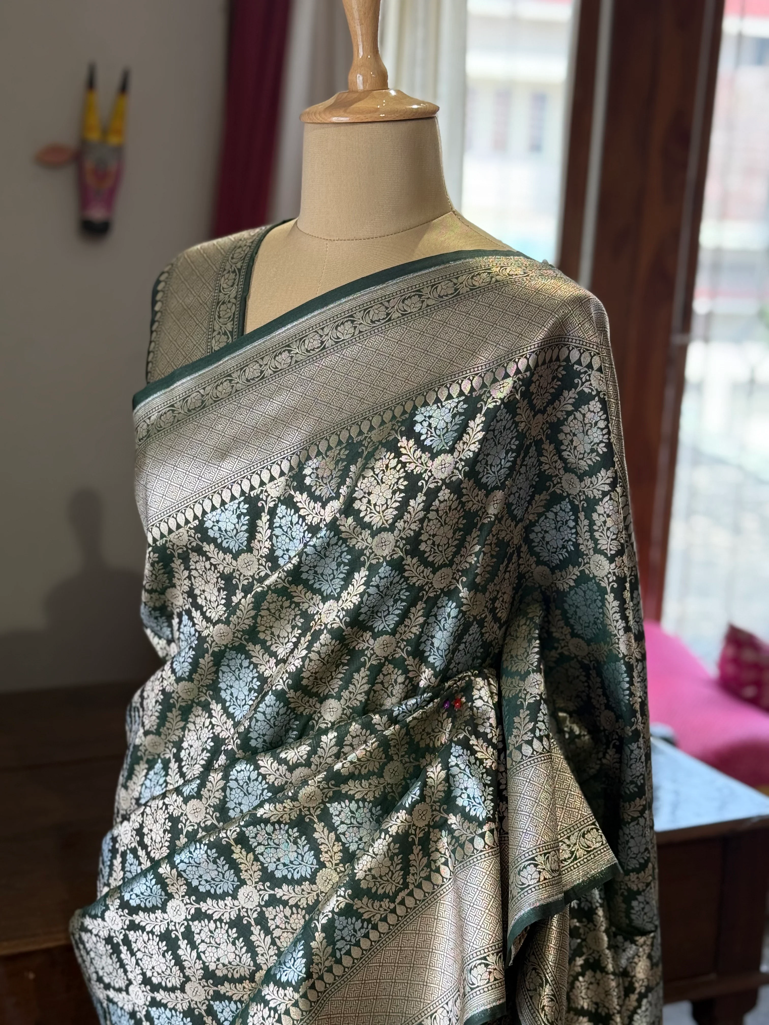 Banarasi Katan Silk Saree - Dark Green Shade - Image 2