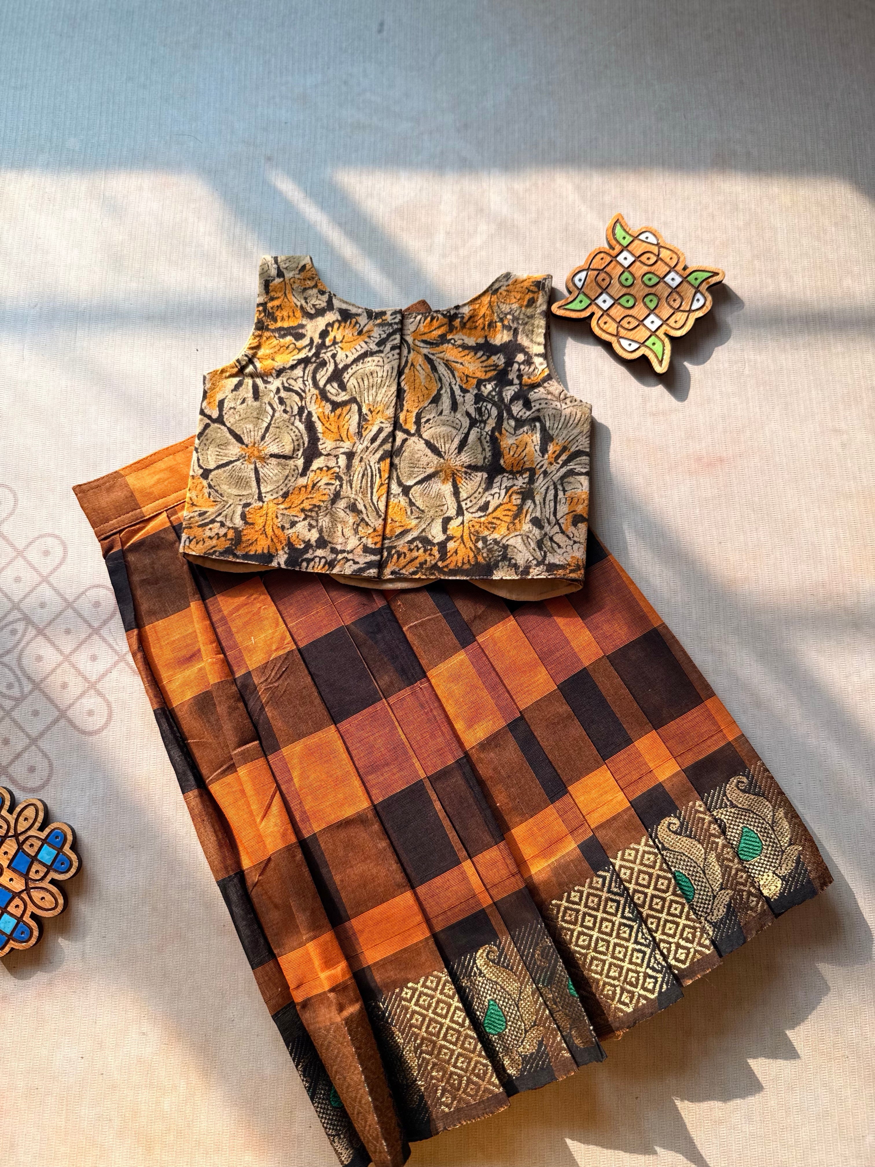 Dheerga- Crop top and skirt - Express - Image 3
