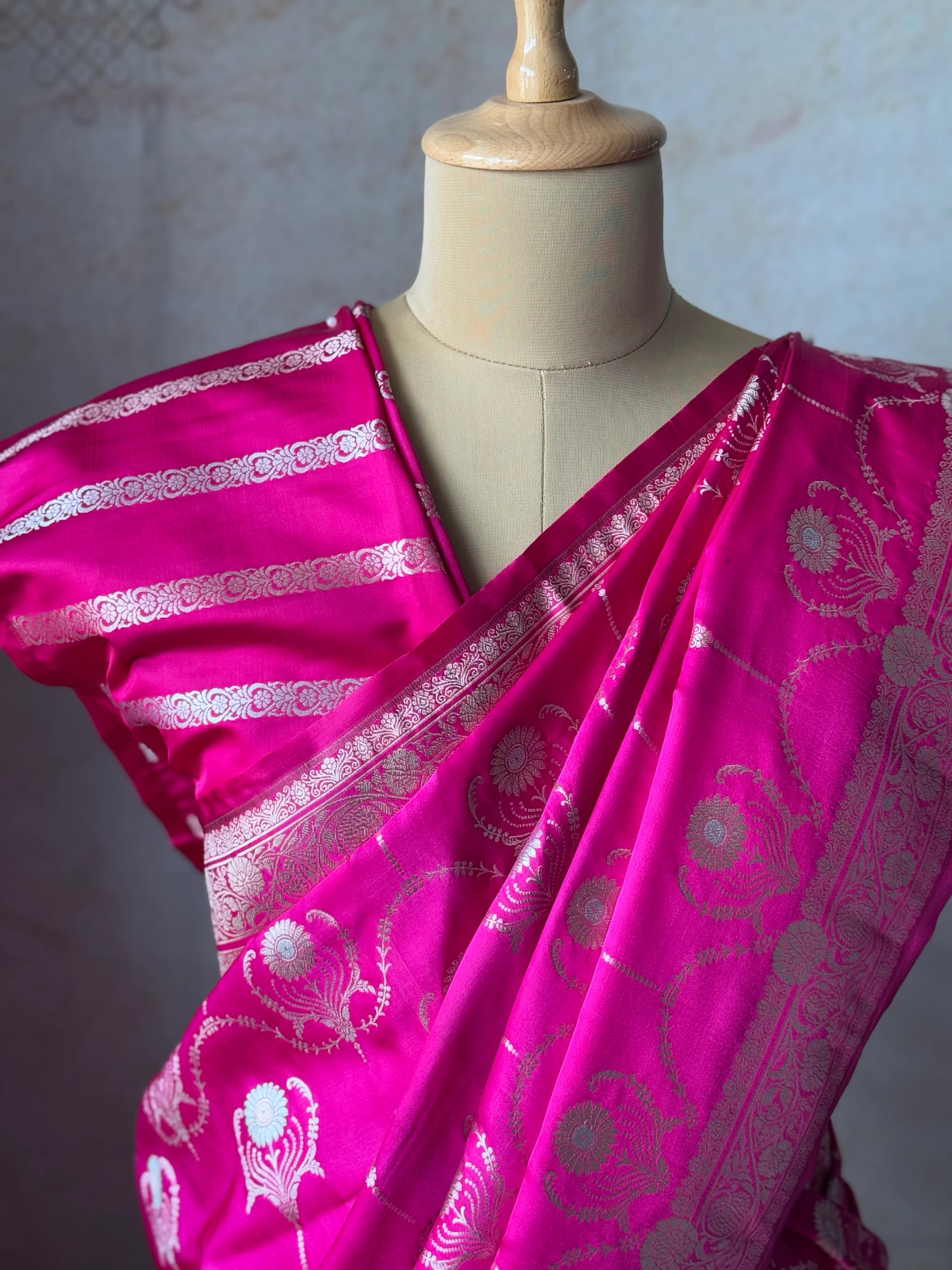 Divyani - Hot pink - Image 3