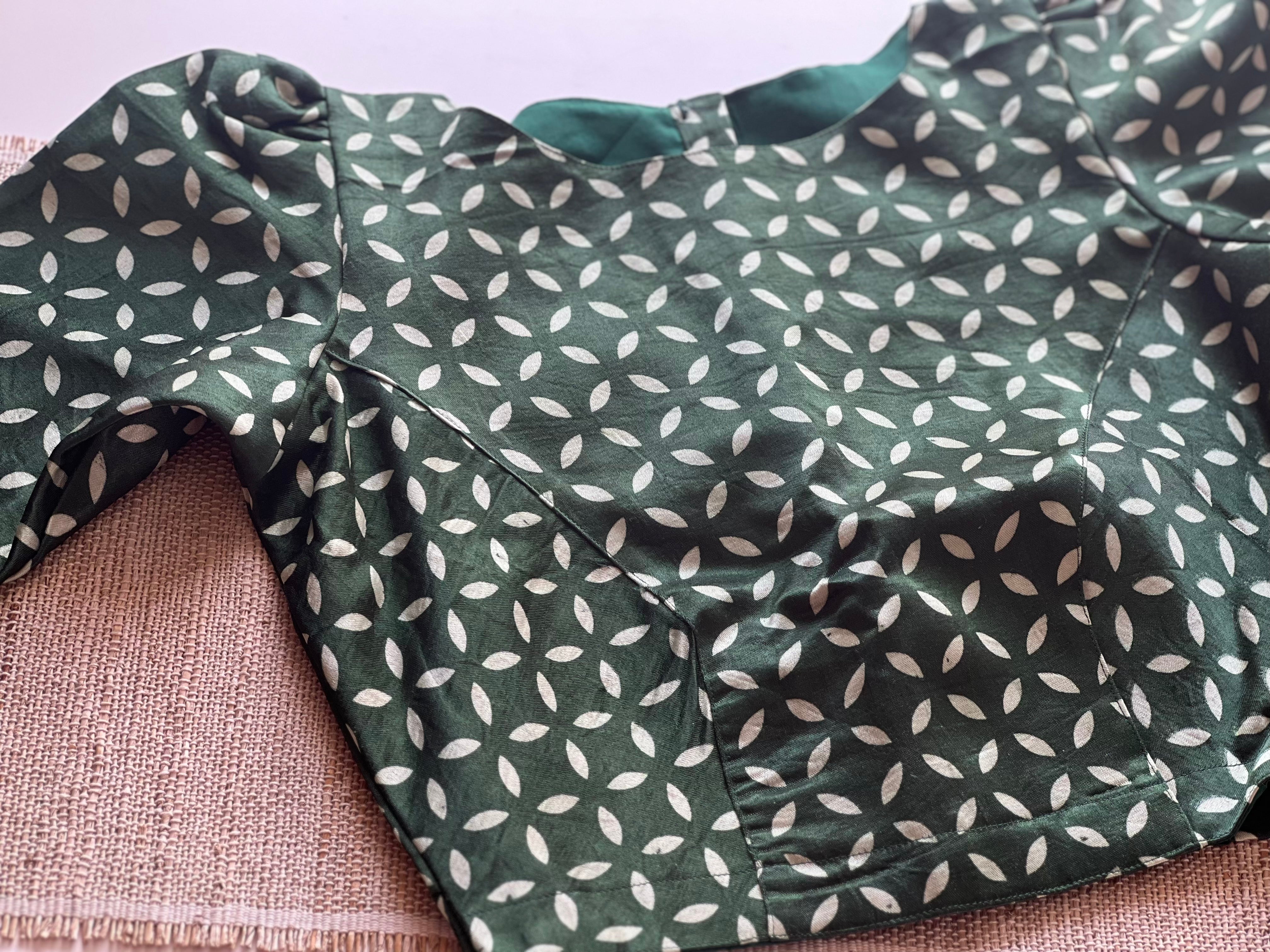 Mushroo silk blouse - Express - Image 2