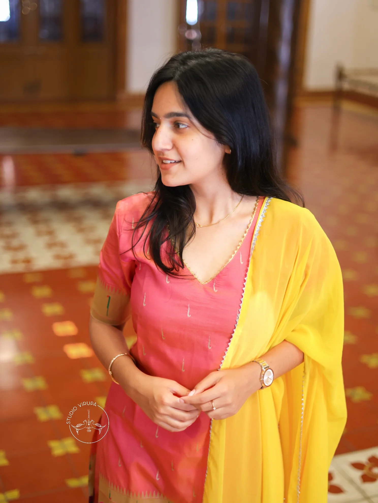 Paithani -Kurta + Pants + Dupatta- Express - Image 3