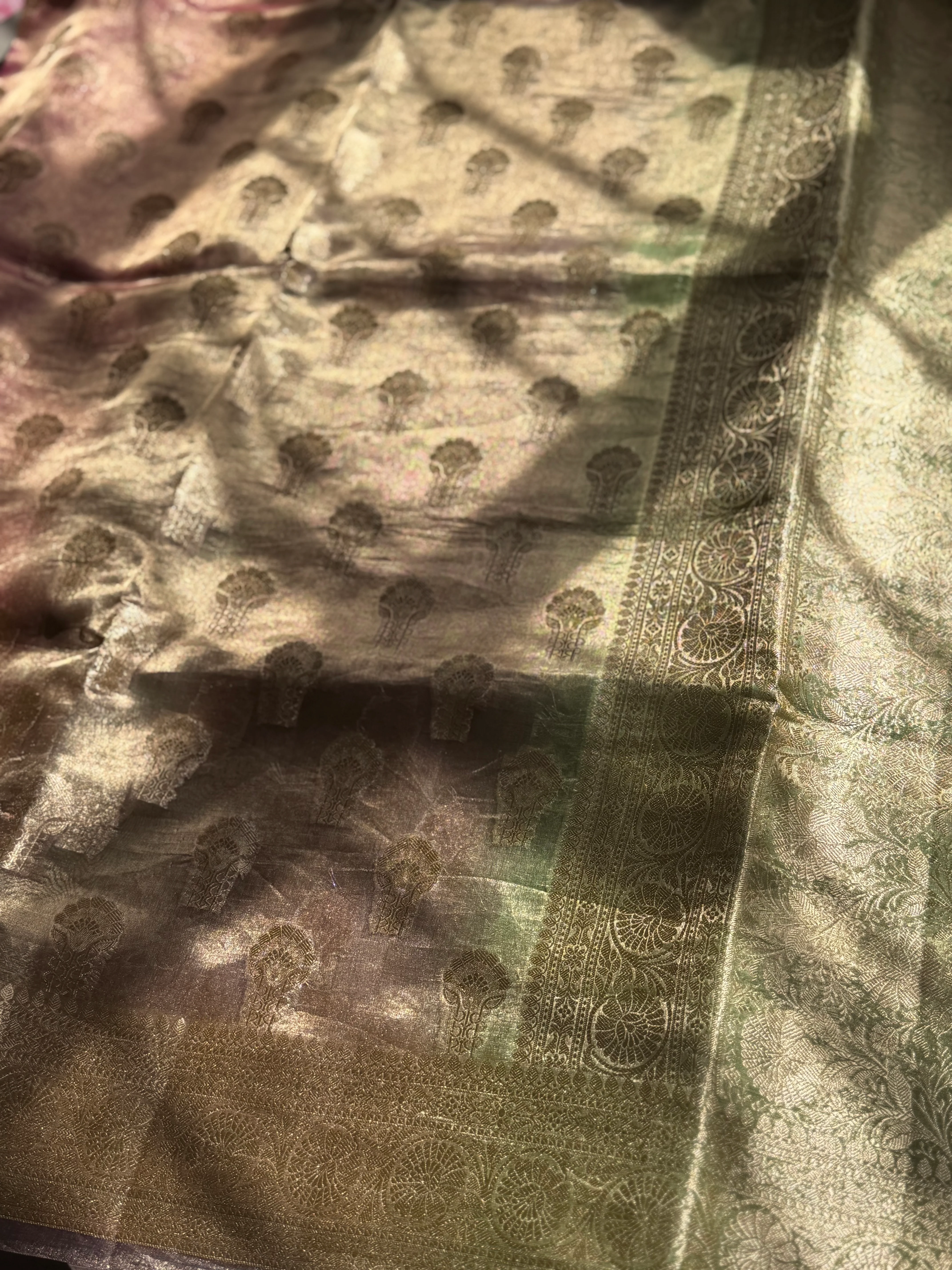 Pure Molten Gold Tissue Saree - Image 4