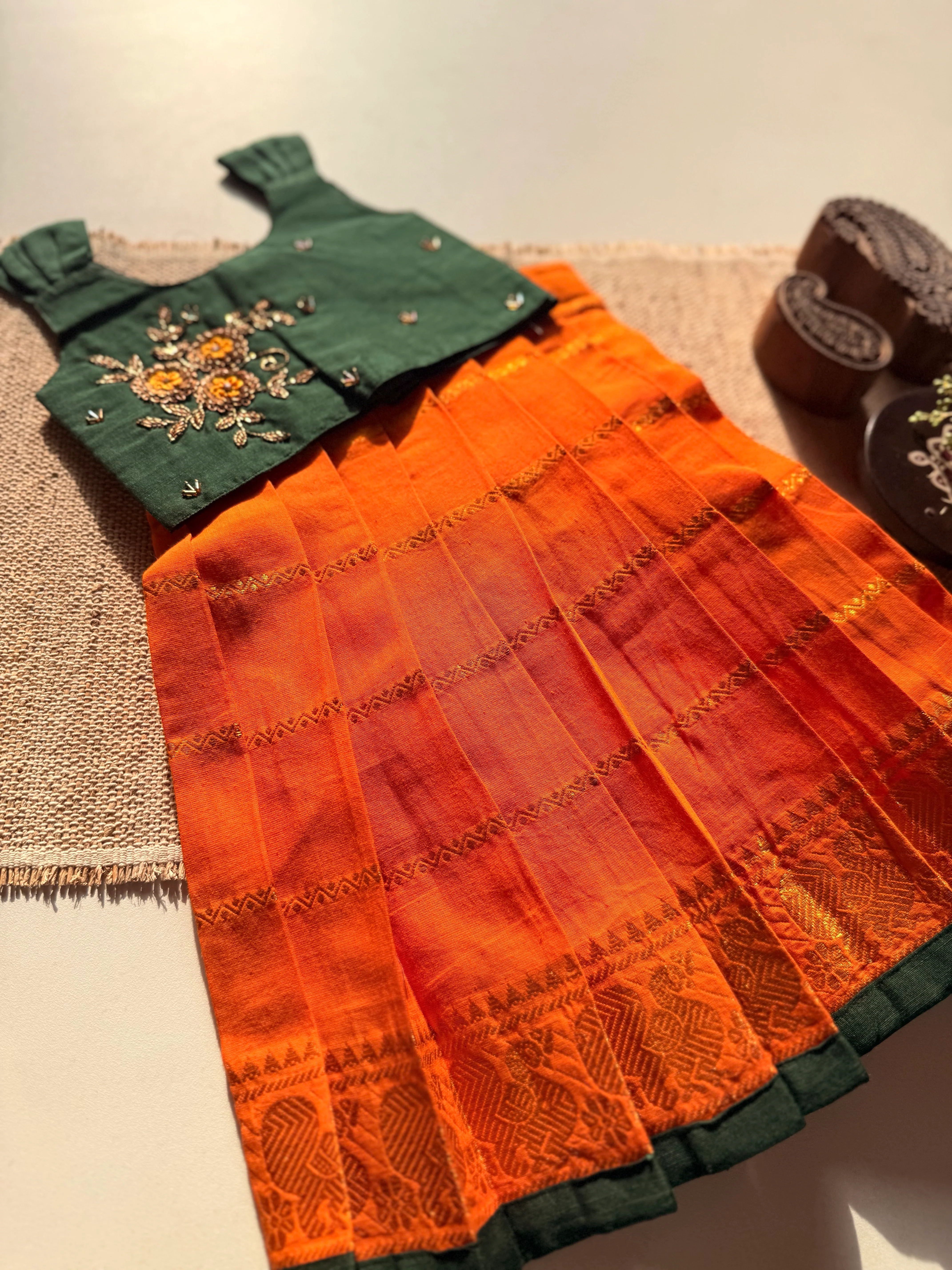 Veldhari - Crop top and skirt - Image 4