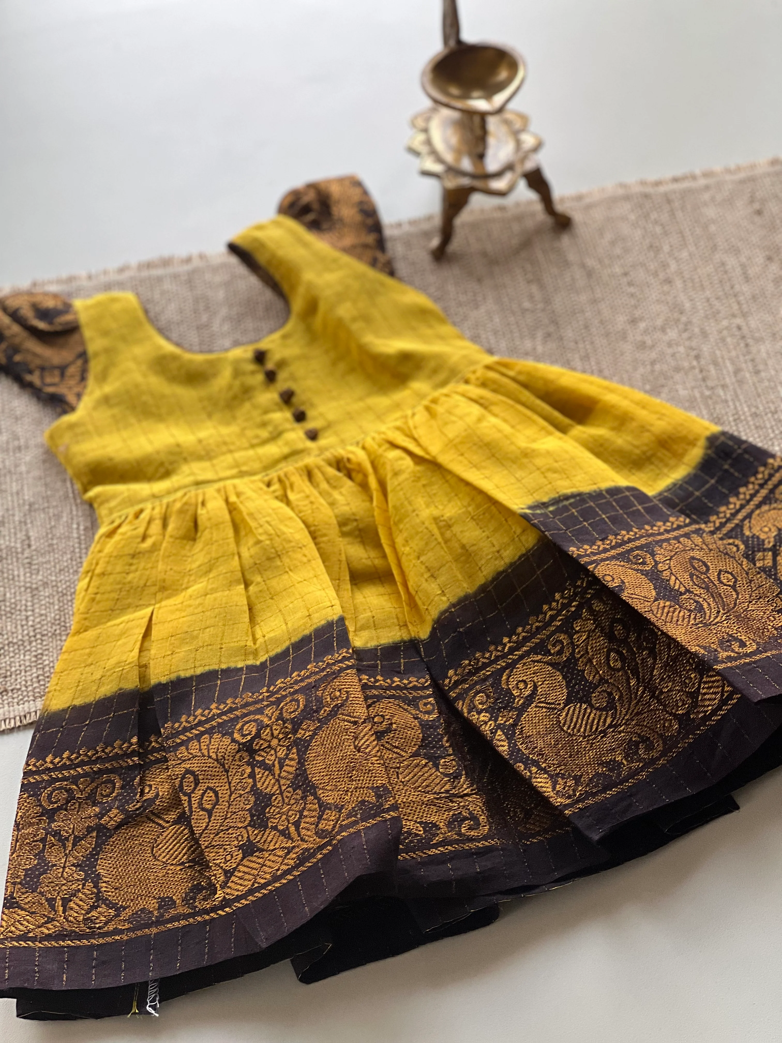 Sungudi Kids Frock - Zari Checkered - Image 3